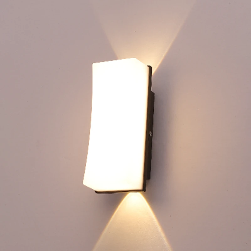Directional Wall Light